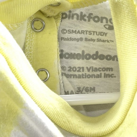 Pink Fong Baby Shark Romper Baby Boys Size 3-6 Months Yellow Tie Dye Romper 3M - Picture 3 of 6